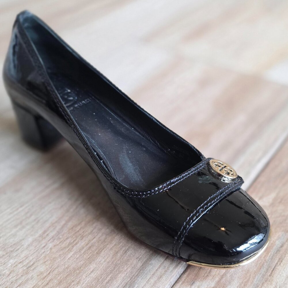 Tory Burch Marion Leather Black Patent Leather Gold Trim Pumps Sz. 6.5M